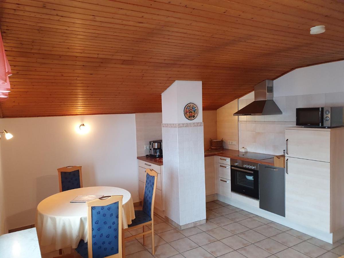 Gaestehaus Drahrer - Chiemgau Karte อินเซลล์ ภายนอก รูปภาพ